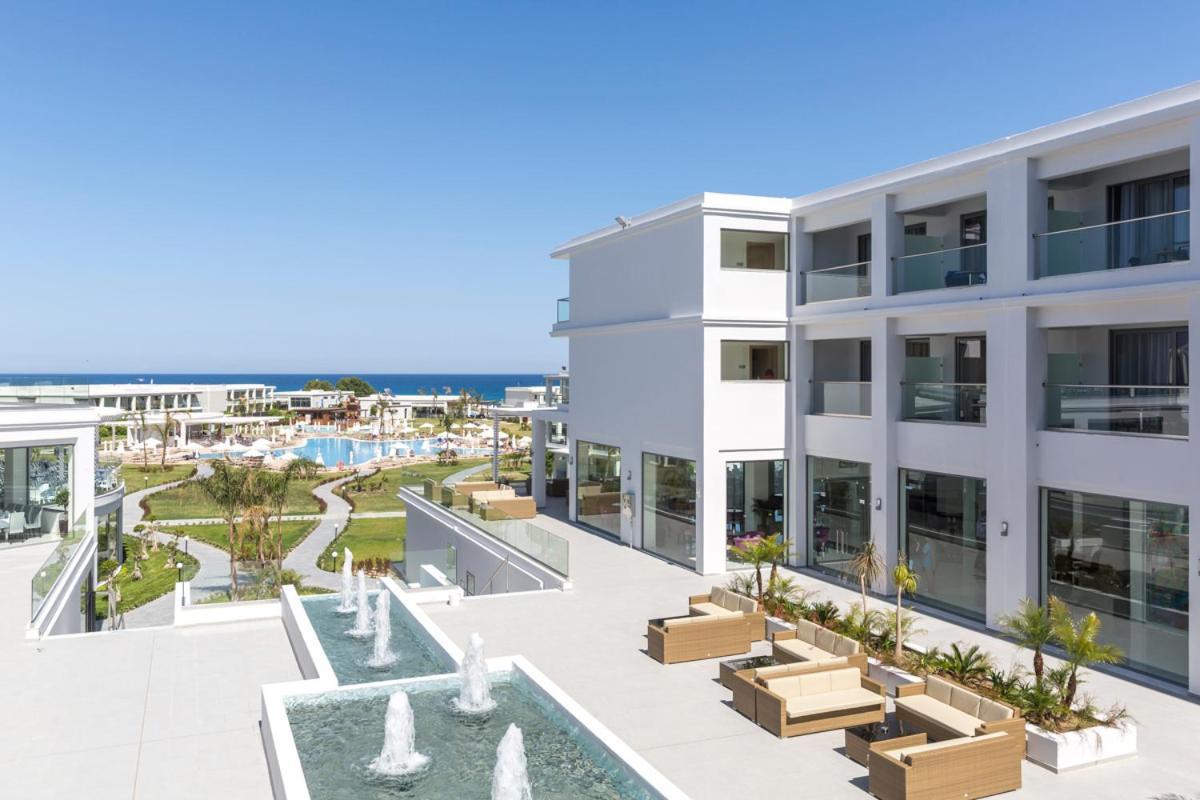 Asterias Hotel 5*