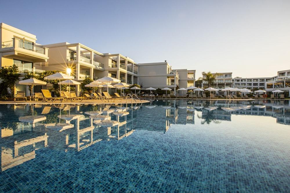 Asterias Otel Afantou