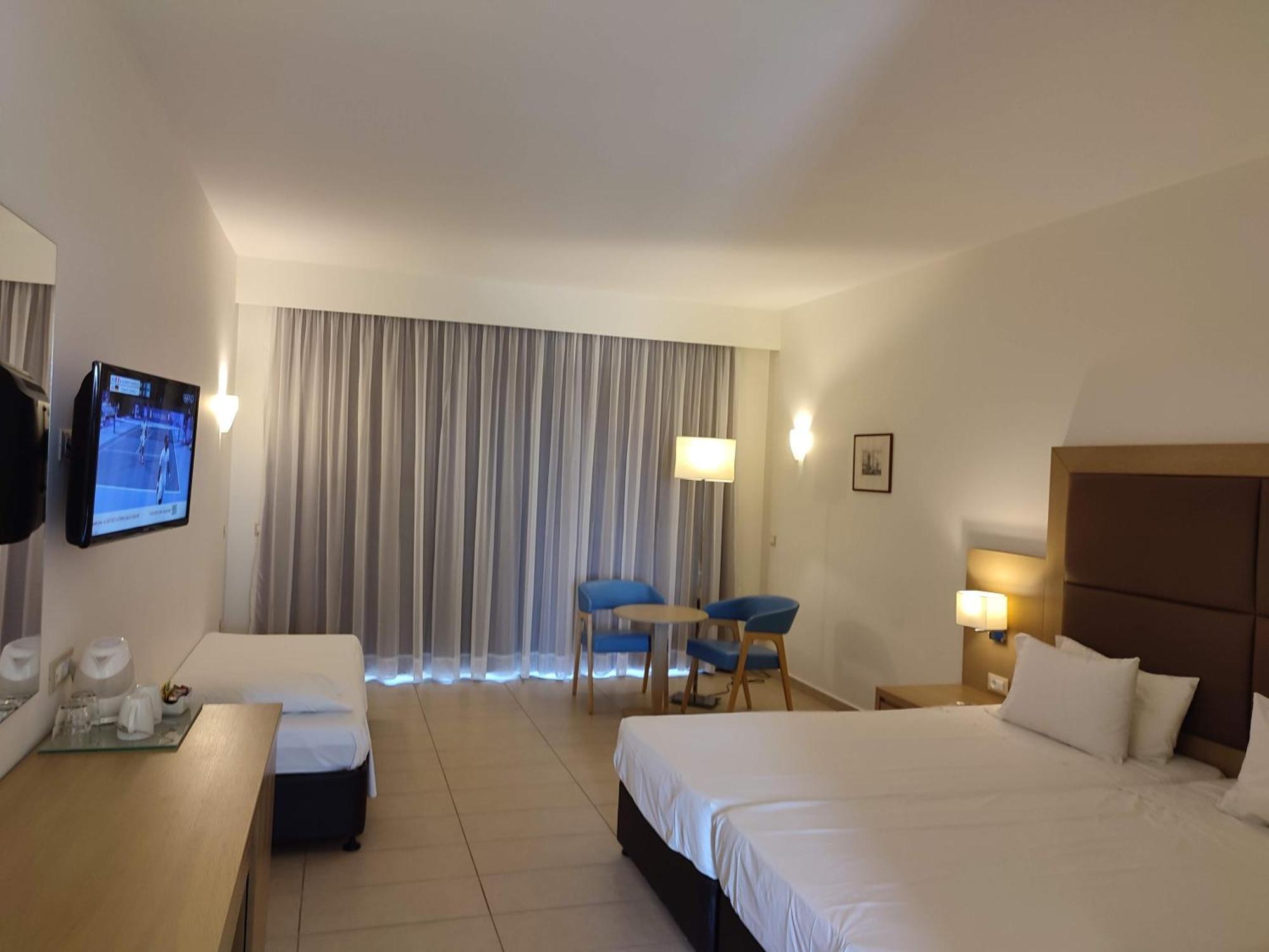 Otel Asterias
